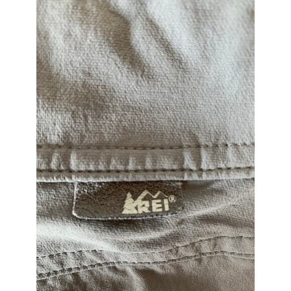 Rei crop/shorts Gray size 8 - Picture 14 of 14